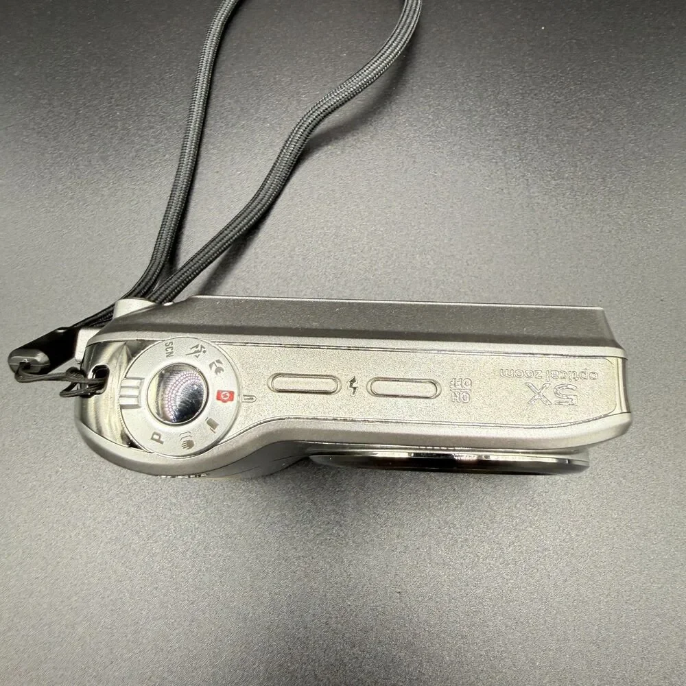 Kodak EasyShare C190 12.0MP Digital Camera - Silver Y2K Digicam- untested